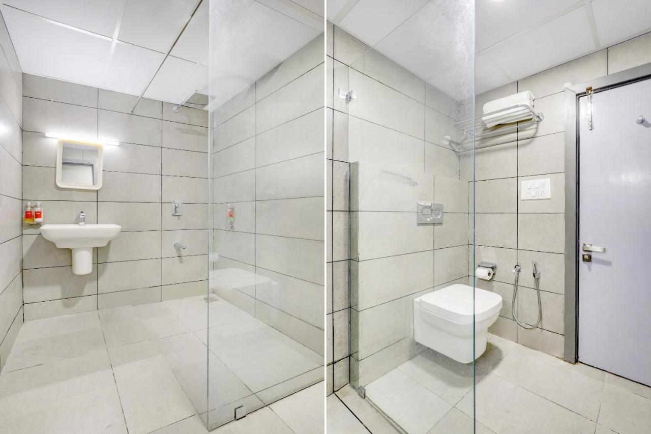 Super Townhouse Rajyash Rise Hotell Sarkhej Eksteriør bilde